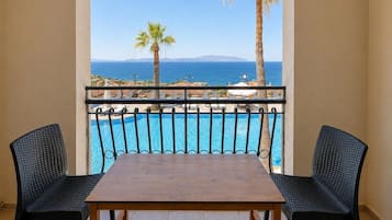 Family Duplex, 2 Bedrooms, Balcony, Sea View | Pemandangan balkoni