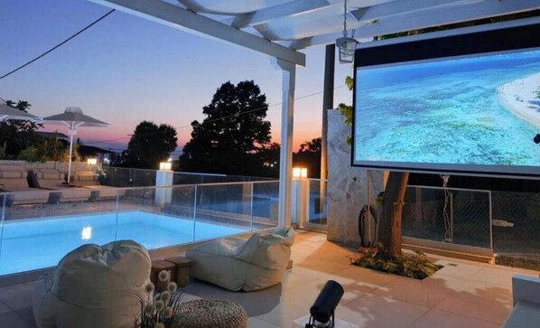Pool - Junior Suite with Balcony & Infinity Pool – Sea Views Steps from the Beach (Sozopoli)