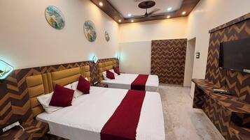 Deluxe Quadruple Room