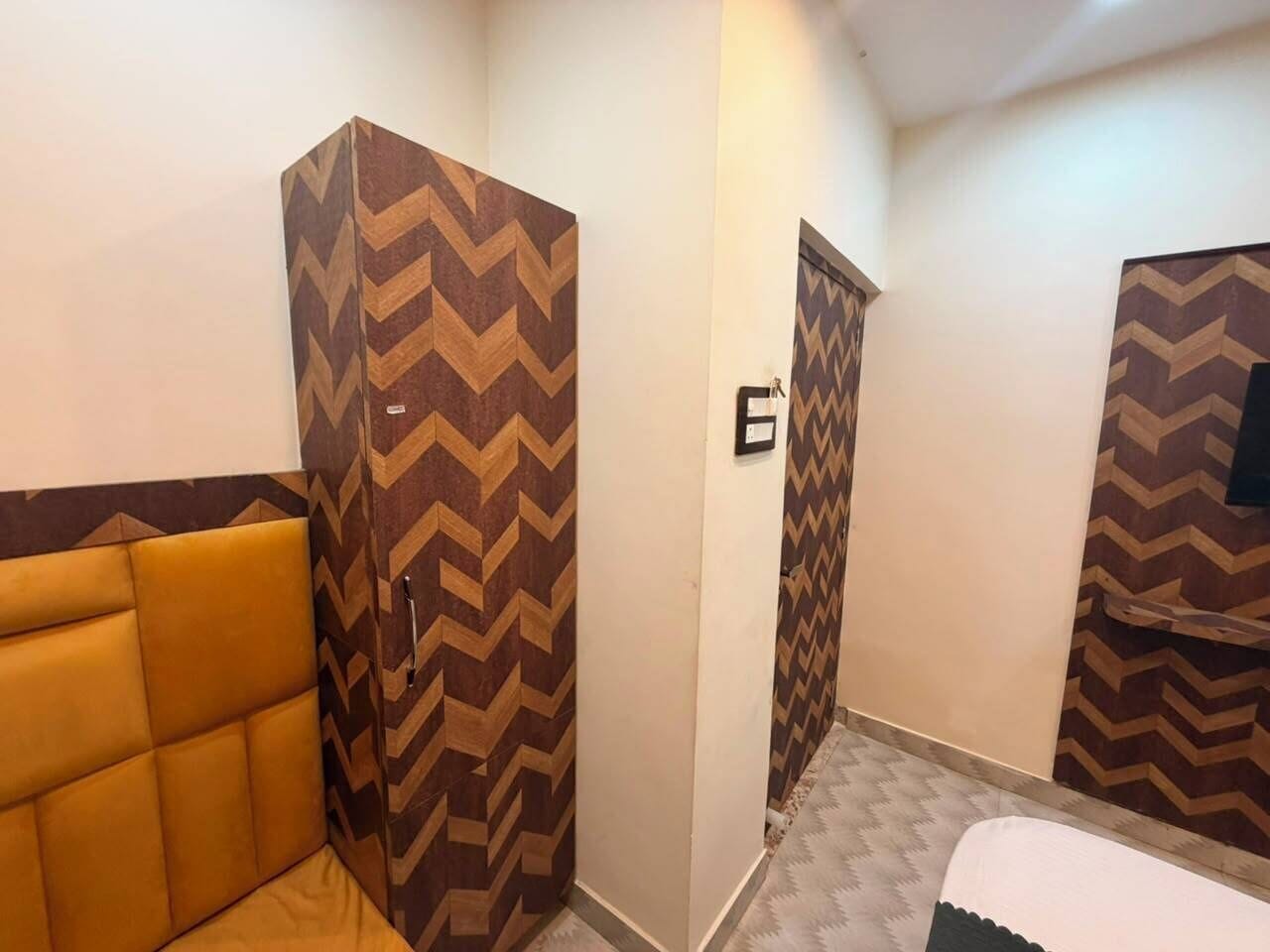 Deluxe Double Room | Interior