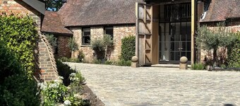 Magnificent Barn in Surrey recently fully refurbished to very high standard