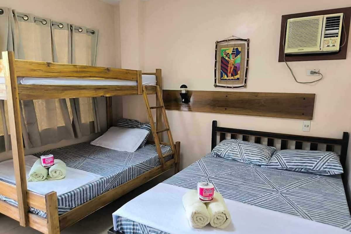 Family Room | WiFi (free), bed sheets