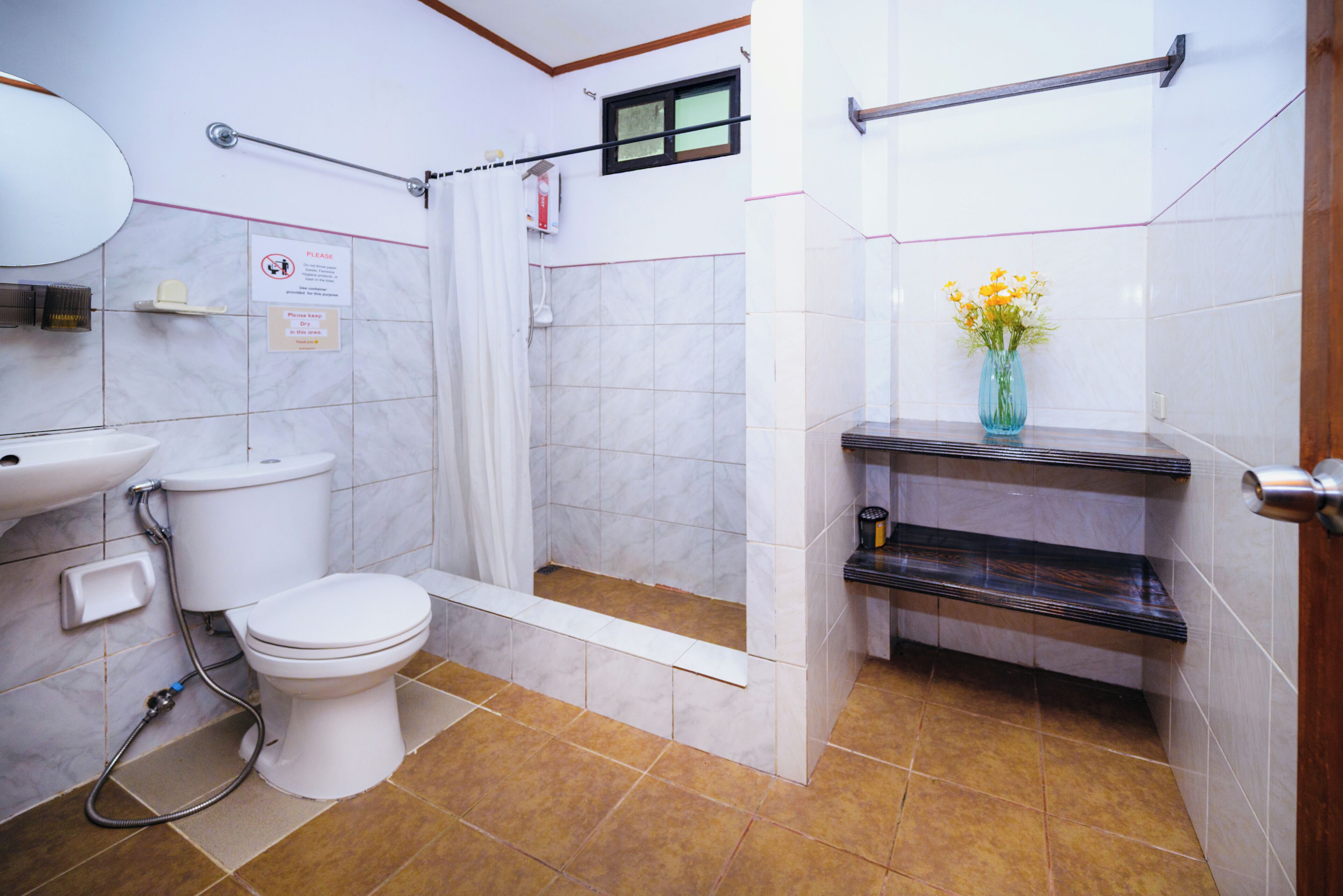 Shower, free toiletries, towels, soap