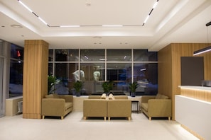 Lobby - Resident Hotel Abay  (Almaty)