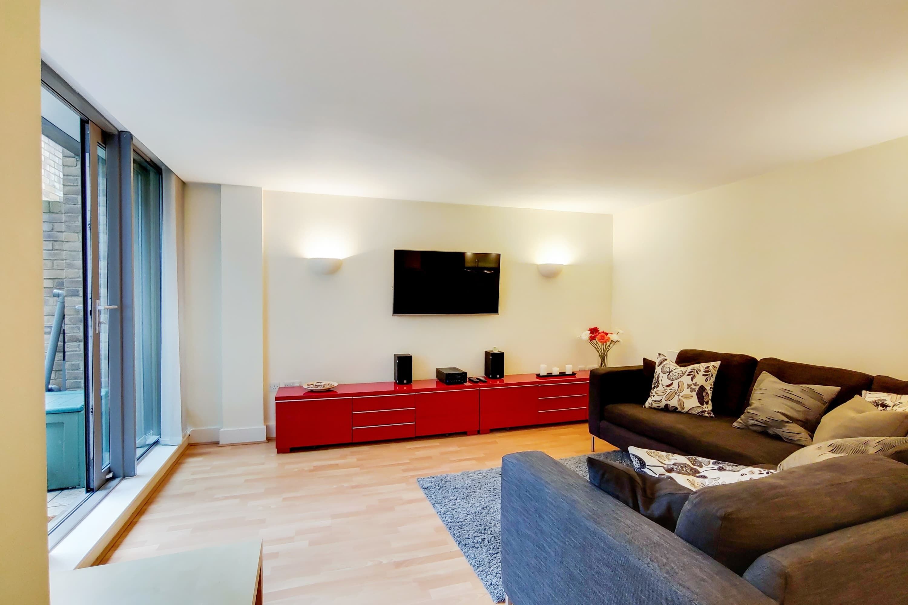 TV