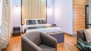 1 bedroom, desk, iron/ironing board, WiFi