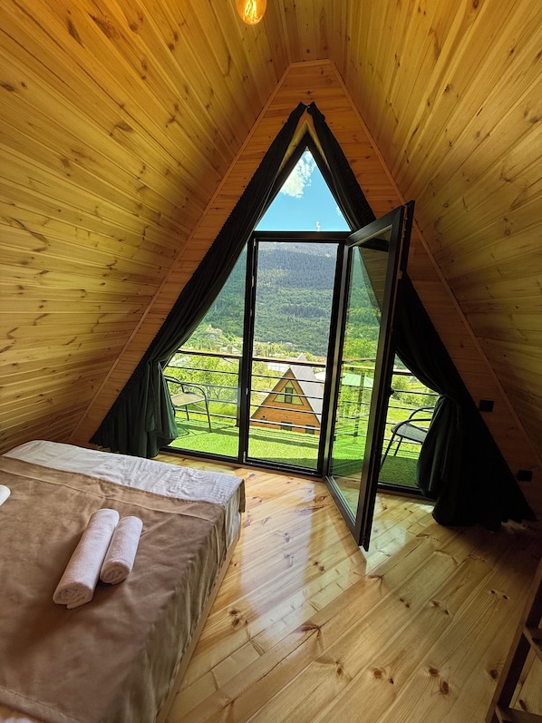 Cottage, Balcony, Mountain View | WiFi (free)