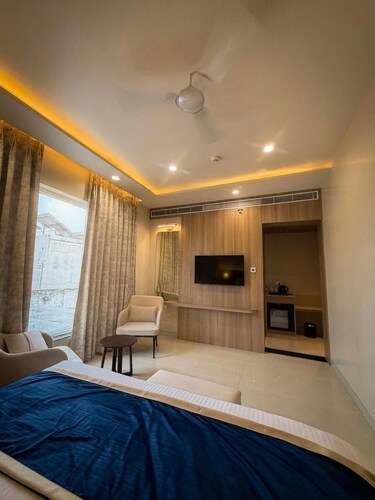 Hotel Pinak