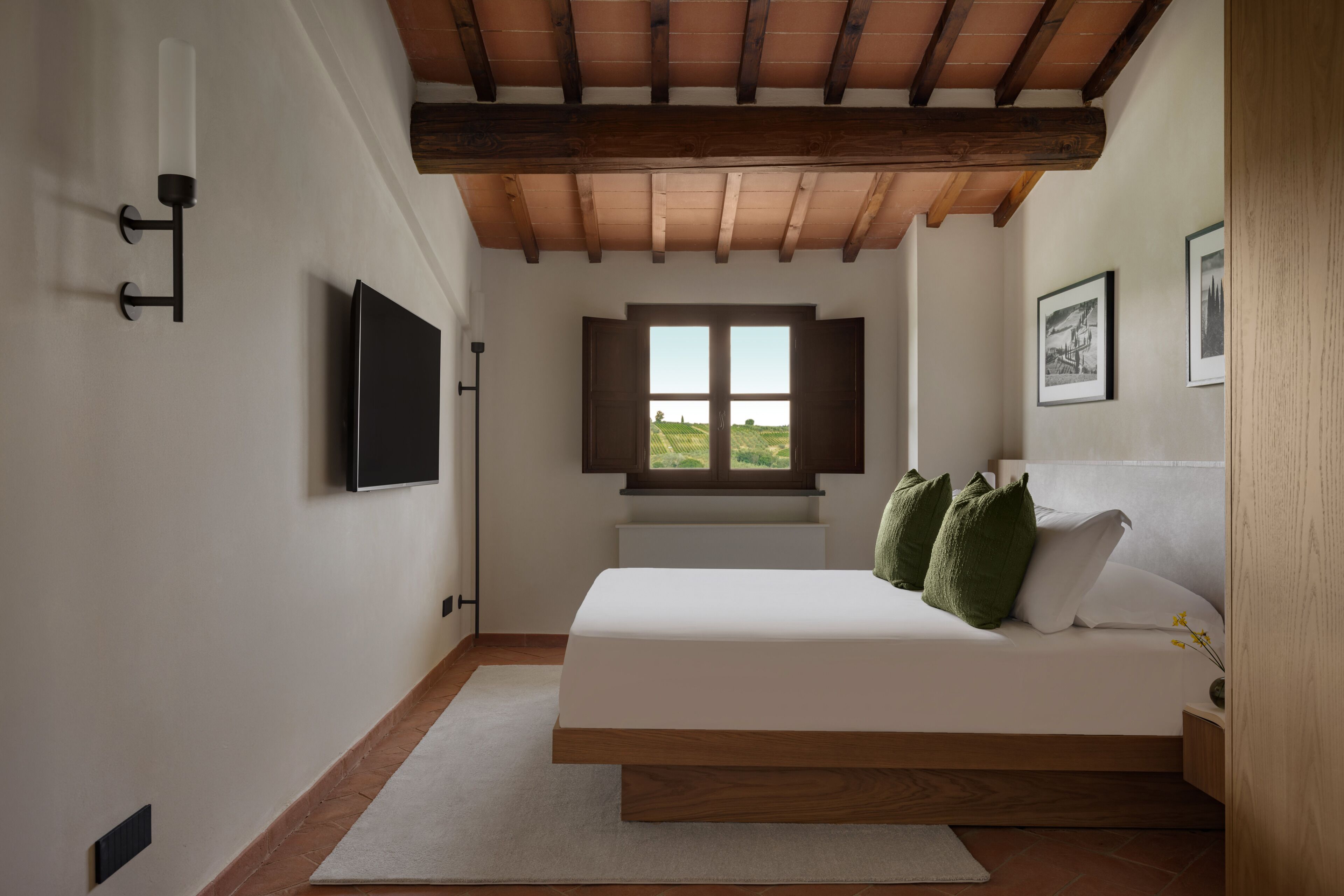 Luxury Suite, Hill View | In-room safe, desk, laptop workspace, free WiFi