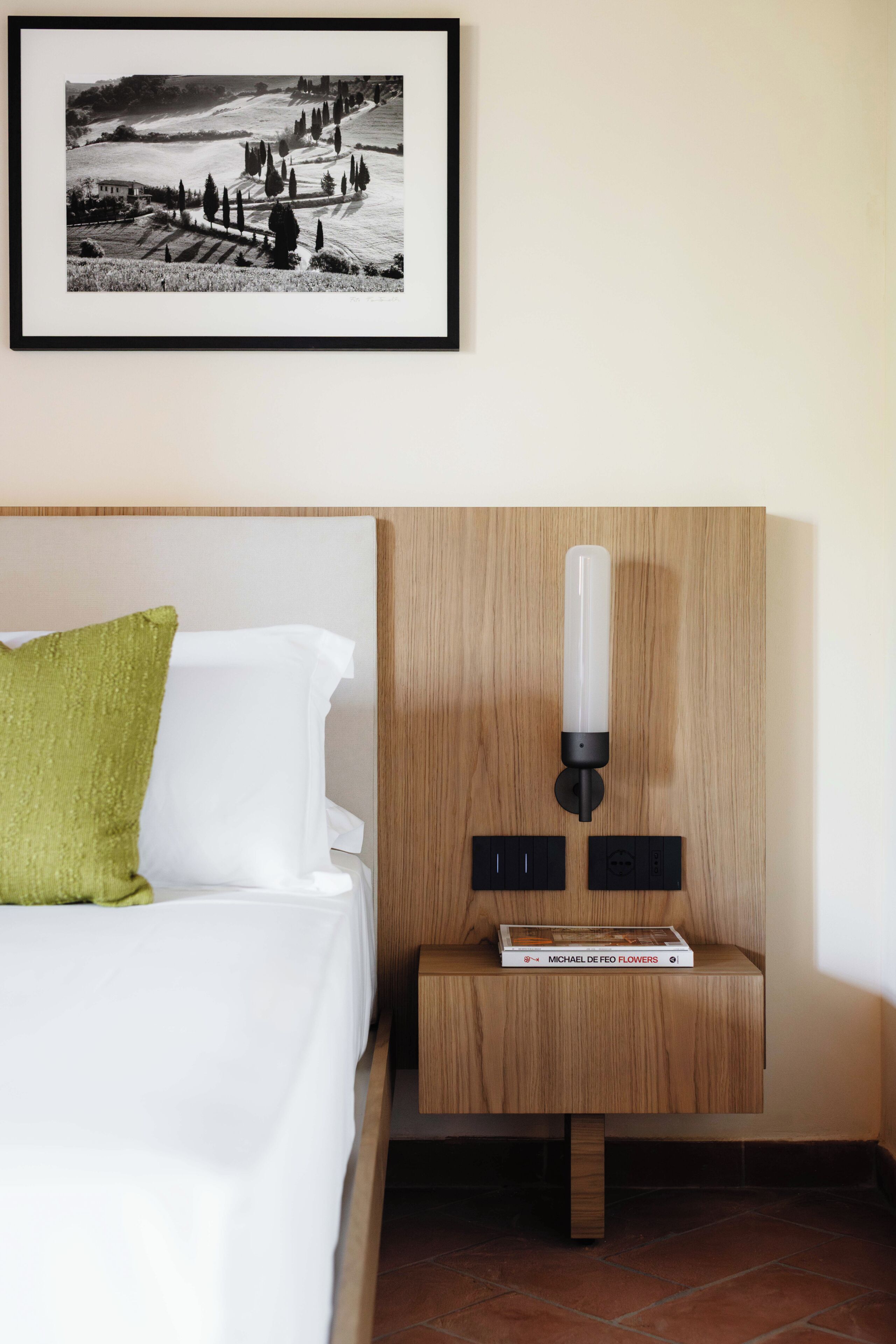 Premium bedding, in-room safe, desk, laptop workspace