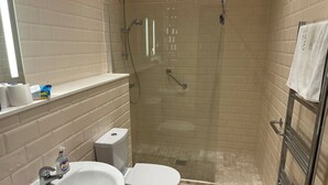 Appartement, vue ville | Salle de bain