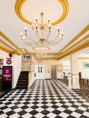 Lobby - The Malik - An Art Deco Hotel (Birmingham)