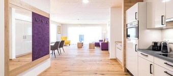 Seewirt Apartments: 2-Bedroom Apartment with Shower