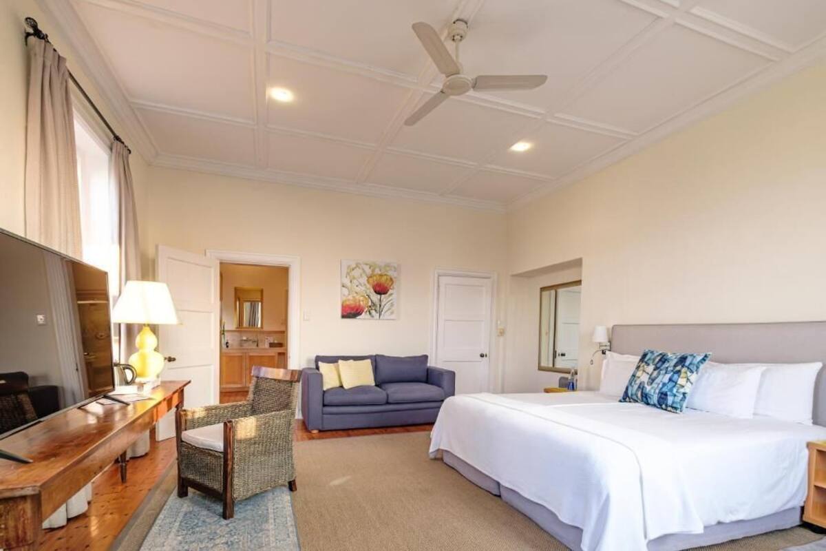 In-room safe, iron/ironing board, free WiFi
