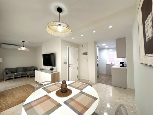 TWIN BEACH Apartments, just 10 steps from the beach