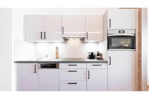 Private kitchen - Vrbo Property (Klopein)
