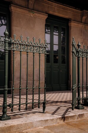 Exterior detail - Axis Avenida (Viana do Castelo)