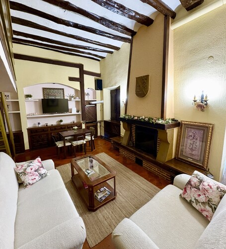 Apartamento medieval con vistas al río en el Camino