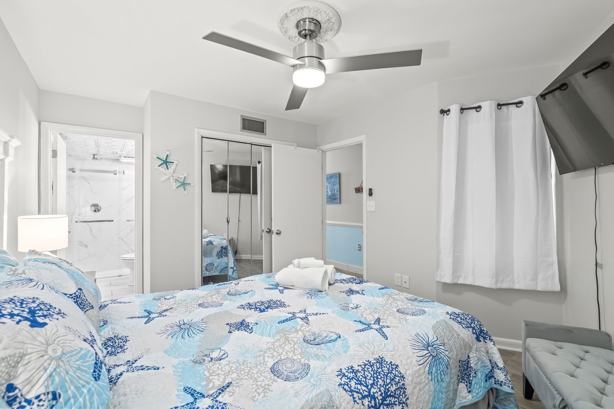 2 bedrooms, iron/ironing board, WiFi (free), bed sheets