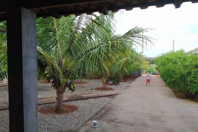 Chácara Leos, peaceful countryside setting, close to the city.