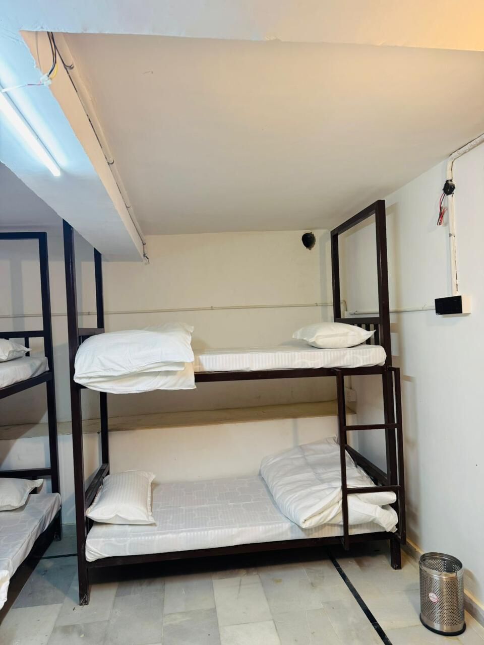 Dormitory AC | Free WiFi