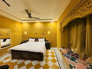 Deluxe Room | WiFi (free) - Mama Mia Jaisalmer (Jaisalmer)