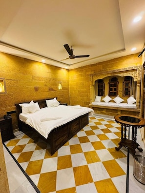 Deluxe Room | WiFi (free) - Mama Mia Jaisalmer (Jaisalmer)
