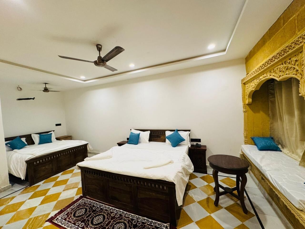 Family Room | Free WiFi