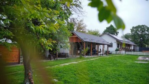 Exterior - ROST Village: Private Nature Retreat for Groups & Events (Comuna Măciuca)