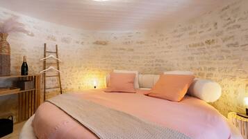 1 chambre, fer et planche à repasser, Wi-Fi, draps fournis