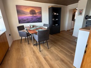 Dining - Vrbo Property (Oberthal)