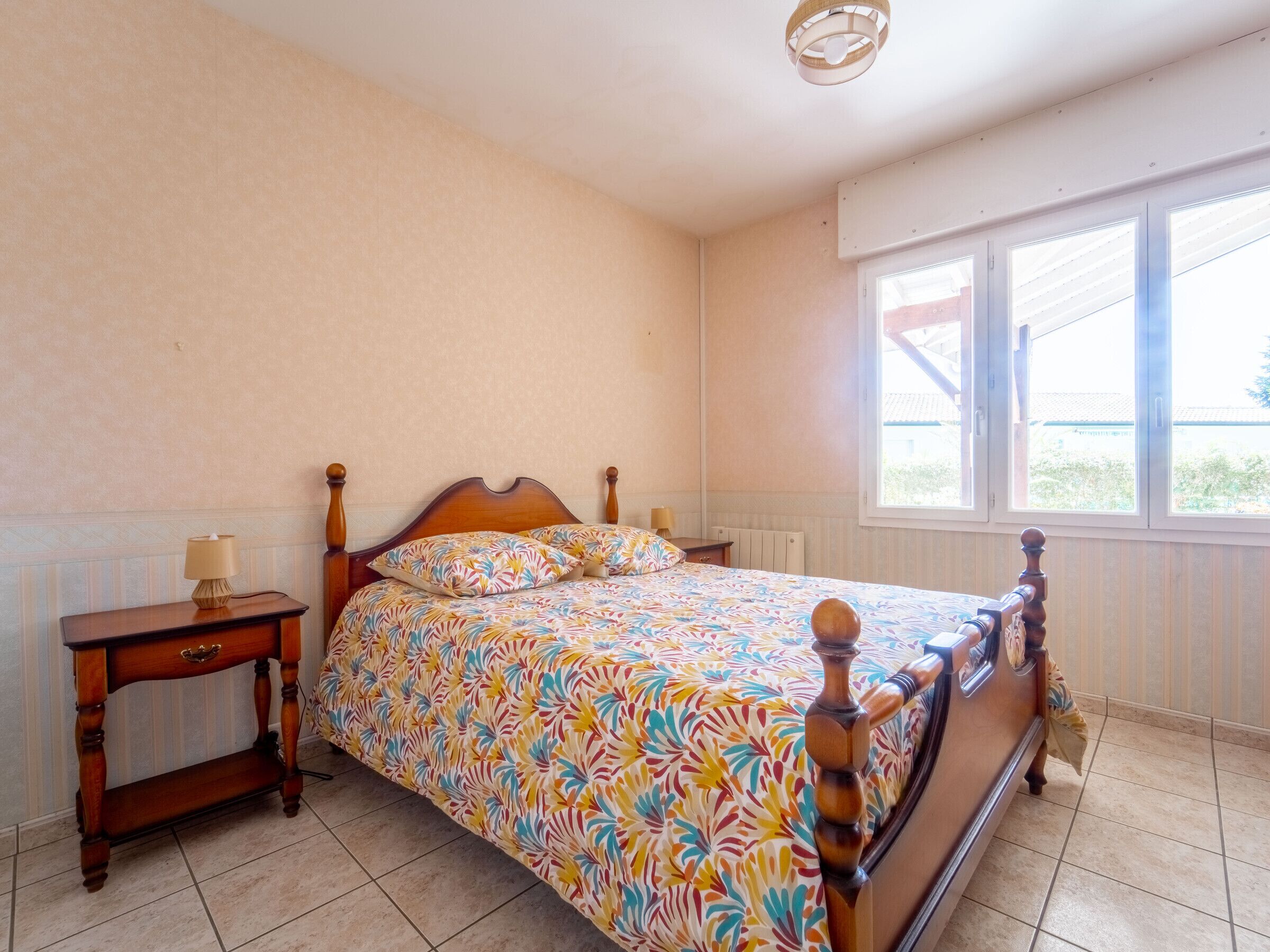 2 bedrooms, WiFi (free)