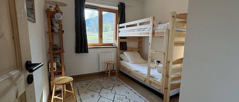 2 bedrooms, Internet
