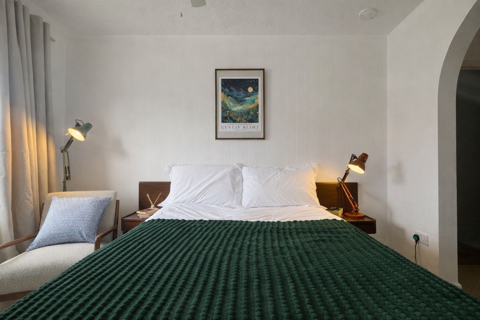 3 bedrooms, WiFi, bed sheets
