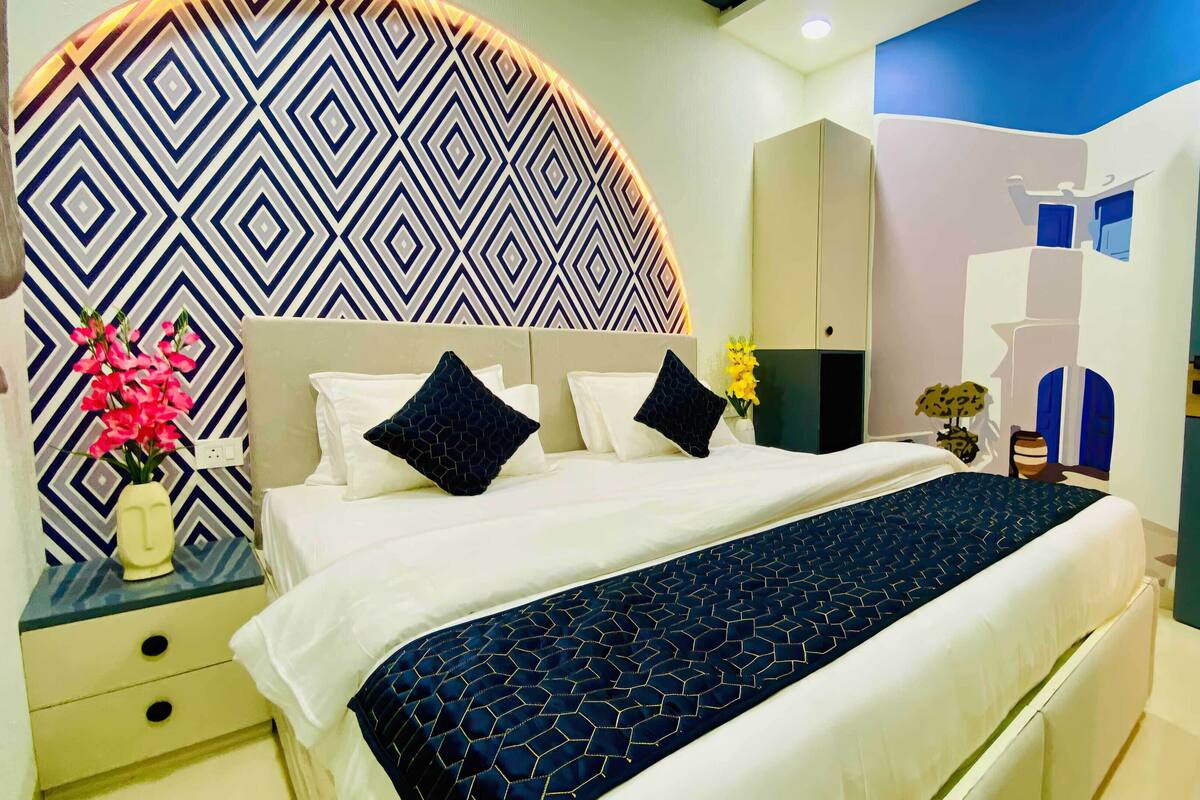 Luxury Apartment, Balcony, City View | WiFi (free)