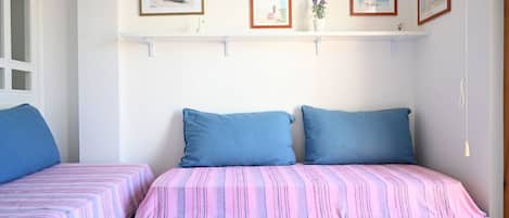 2 bedrooms