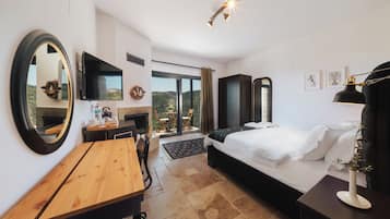 Superior Room, Balcony, Sea View | WiFi (free)