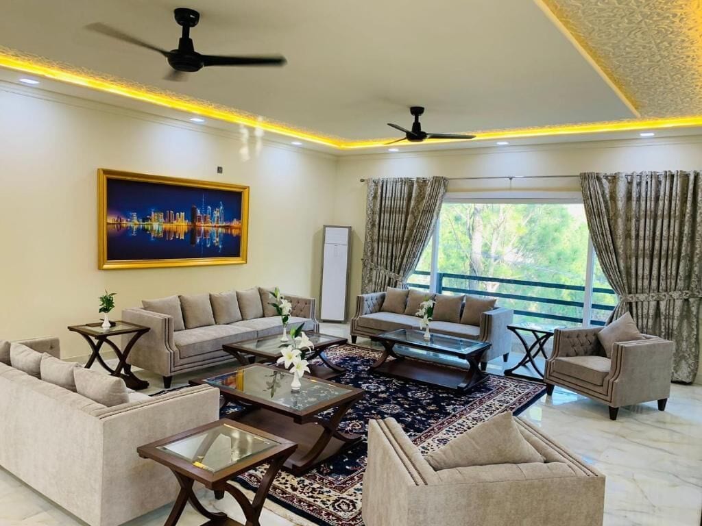 Presidential Suite, Balcony, Mountain View | Living area