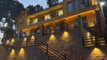Presidential Suite, Balcony, Mountain View | Exterior