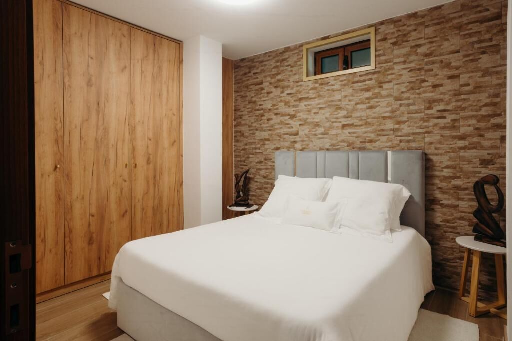 Family Apartment | Iron/ironing board, free WiFi