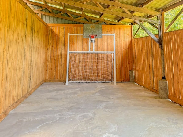 Sport court