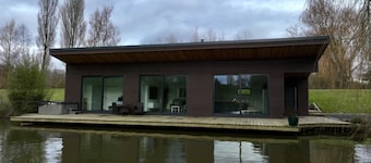 Egret Lodge @ Woody Park!