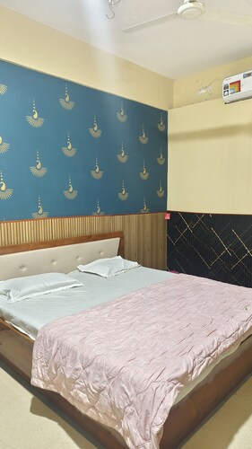Anjali Palace and Suites