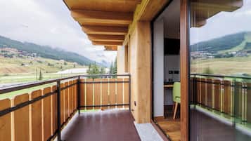 Classic Double Room, Balcony, Mountain View | In-room safe, desk, blackout curtains, soundproofing