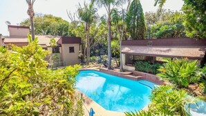 Habitació doble Comfort, vistes a la piscina | Piscina
