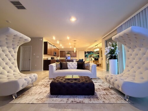 A Luxury Stay Designed to Feel Like Home