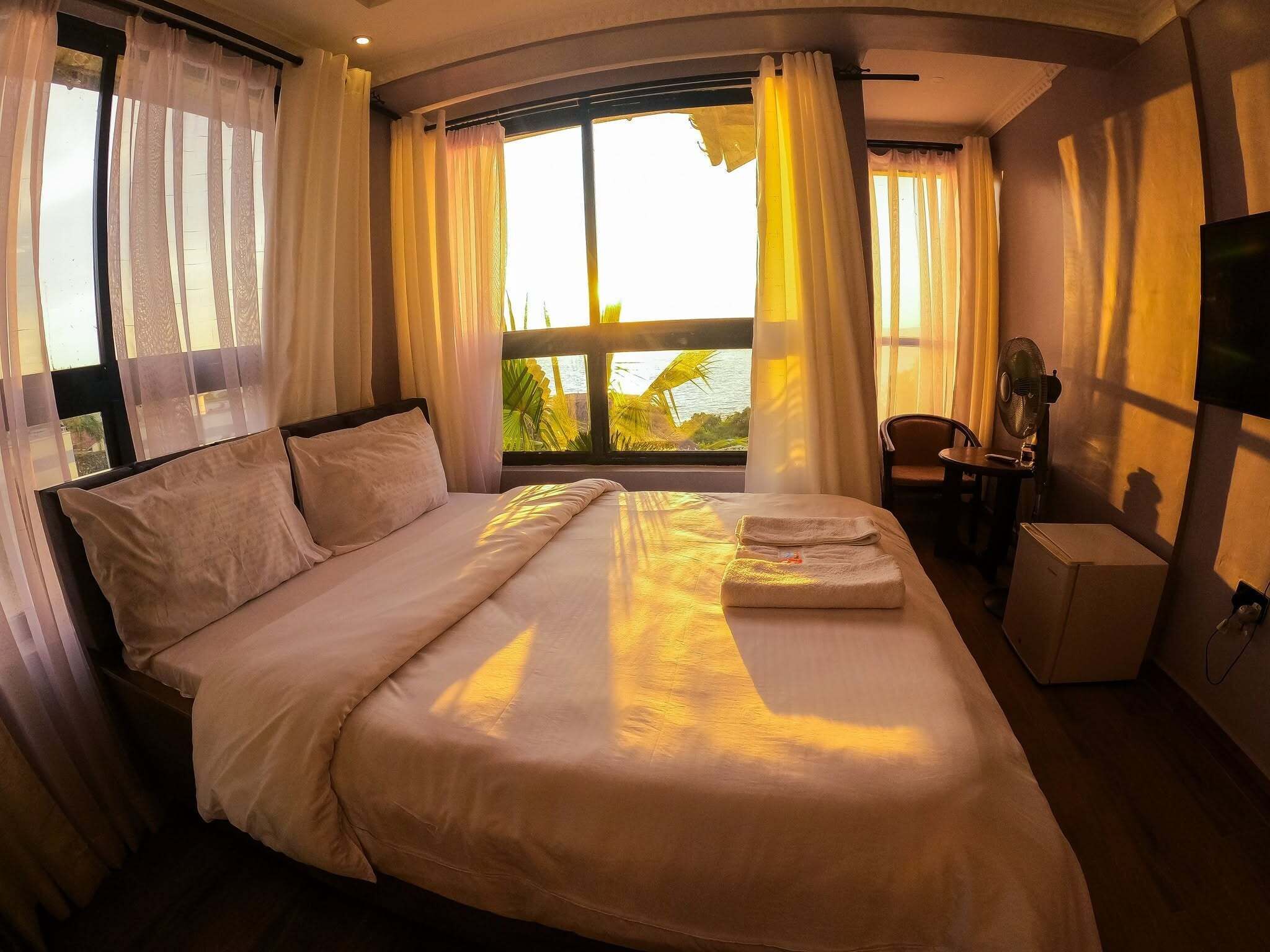 Executive Double Room | WiFi (free), individually decorated, individually furnished, bed sheets