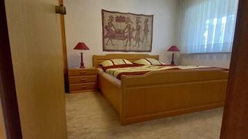 1 Schlafzimmer, WLAN, Bettwäsche
