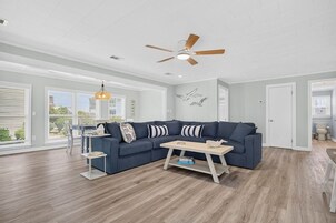 House, 3 Bedrooms | Living area