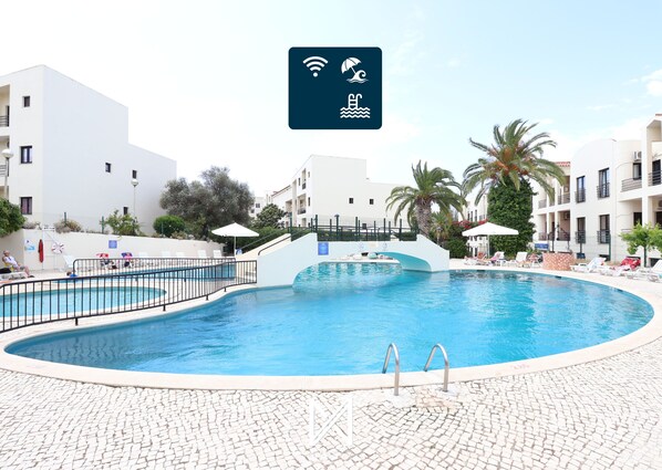 Pool - Vrbo Property (Alvor)